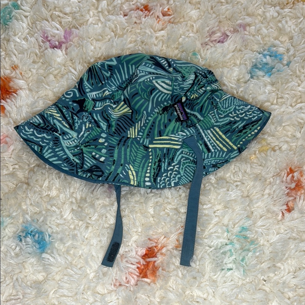 Patagonia Kids Hat - Green and Blue Pattern